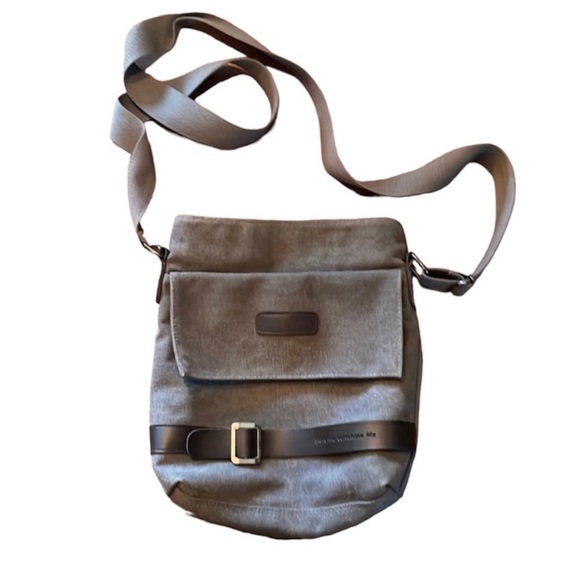 Source Unknown Handbags - NWOT Canvas Bucket Bag | OS | grey canvas
